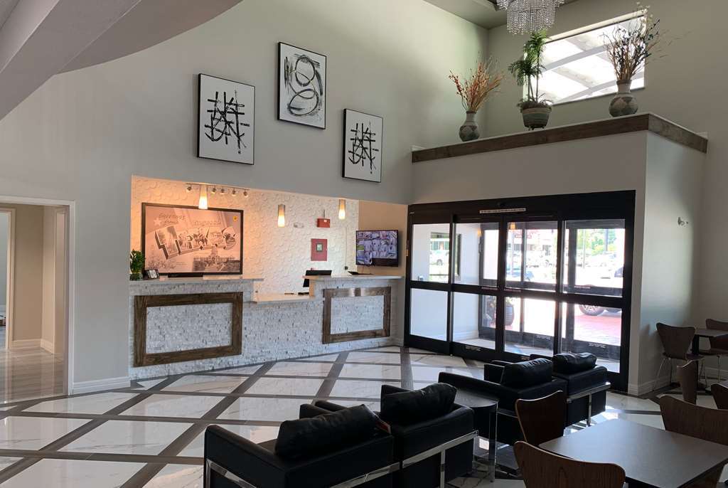 Super 8 By Wyndham Kingwood Houston North Hotel